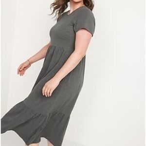 Old Navy Short Sleeve Tiered Dress